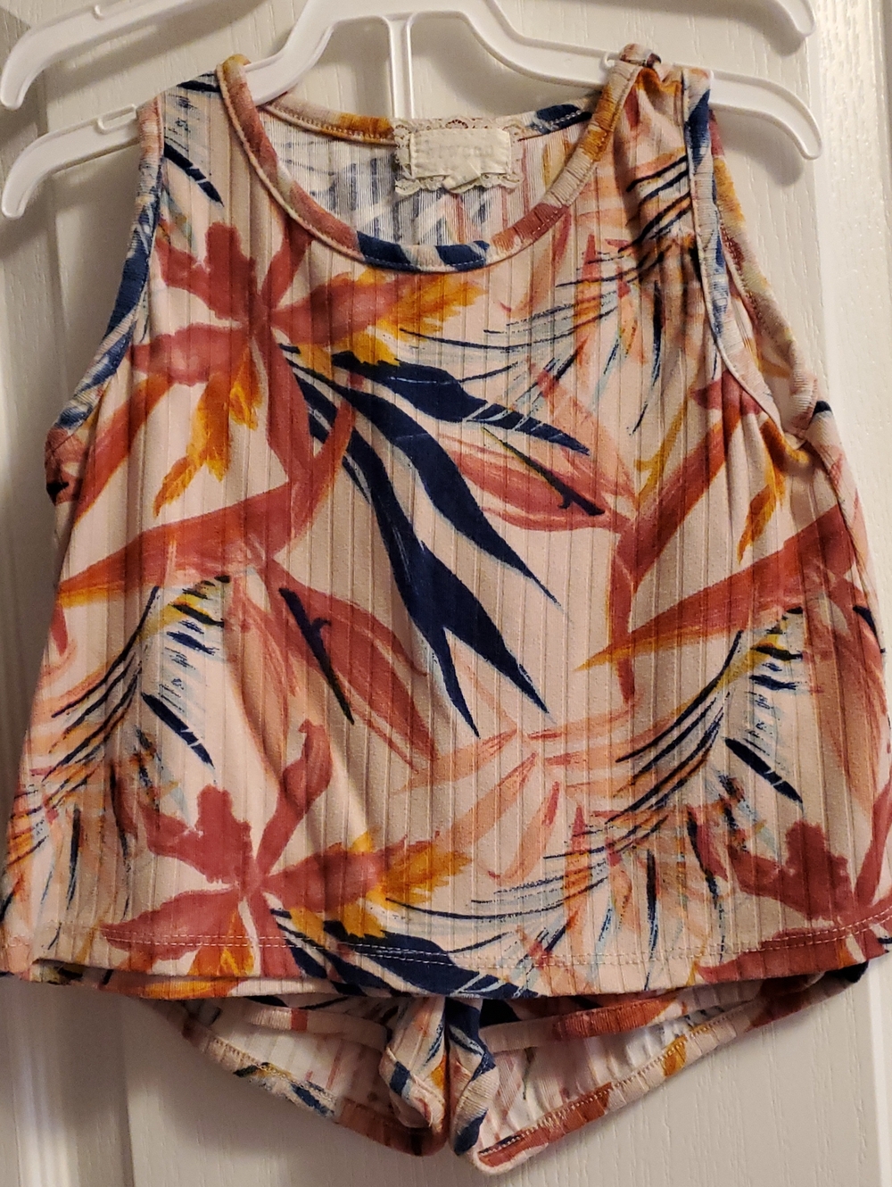 Girl's Between Tank Top And Short